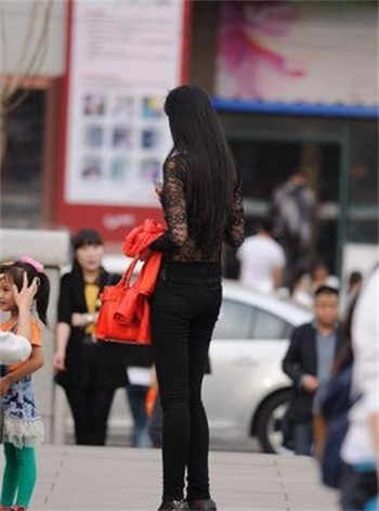 皇后贵妃好会磨gl