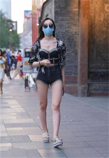 萝球社男主最后和谁在一起