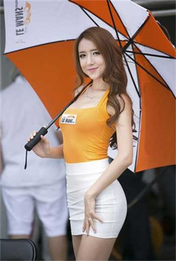 董晓婉张家界野外