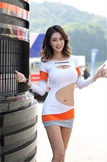 寂寞老师让我从后面