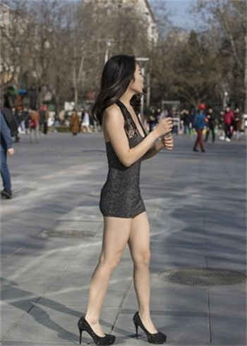 卖房的女的可以随便睡吗
