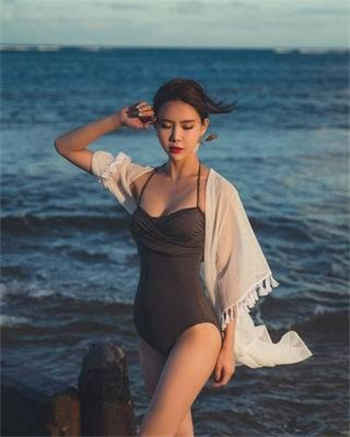 我成了秦羽墨的未婚夫