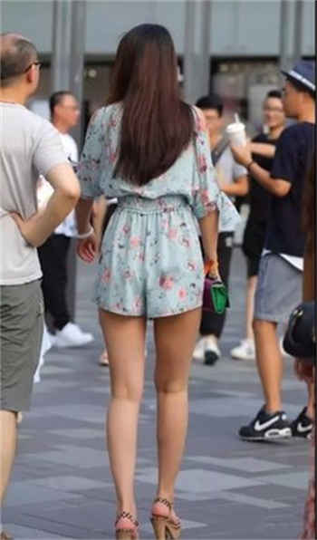 冥王的落跑新娘 蓝衣