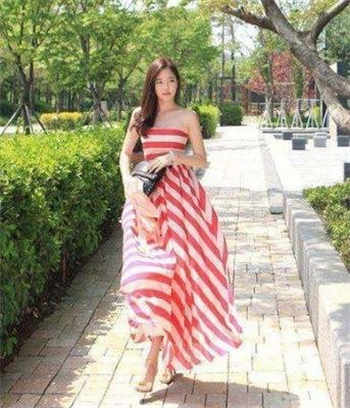 我和妈妈生了一个孩子