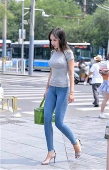我被9个隔壁装修工人