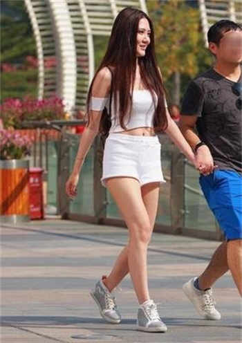 尸人诊所高清下载