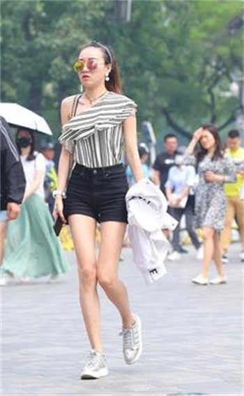 粉色罪孽剧情介绍