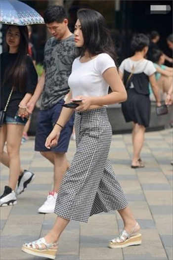 伊园甸乱吗免费入口