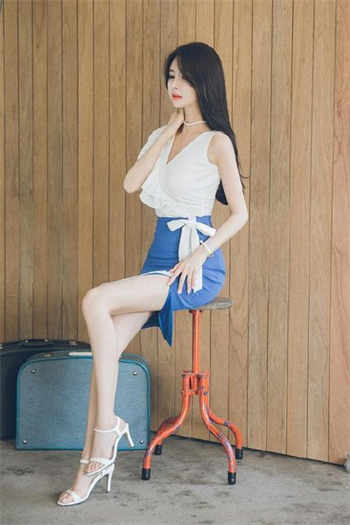 强迫臣服简介霍莽
