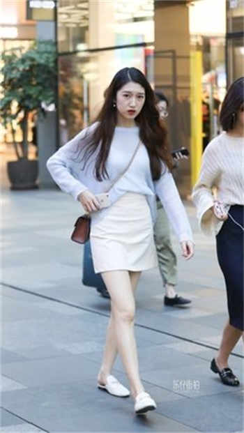 李瓶儿与西门二人